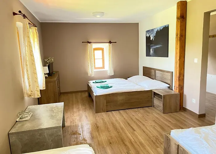 Viktorka Hotell *